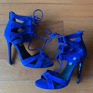 Blue Pumps